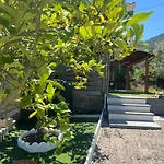 Casa Blu نِكيانا